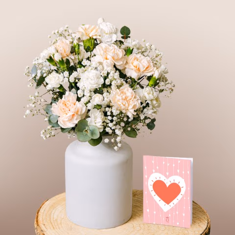 Tendresse Florale : Roses et Œillets Tendresse Florale : Roses et Œillets