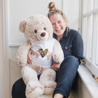 Personalized XL Teddy Bear: T-shirt with a customizable photo Personalized XL Teddy Bear: T-shirt with a customizable photo